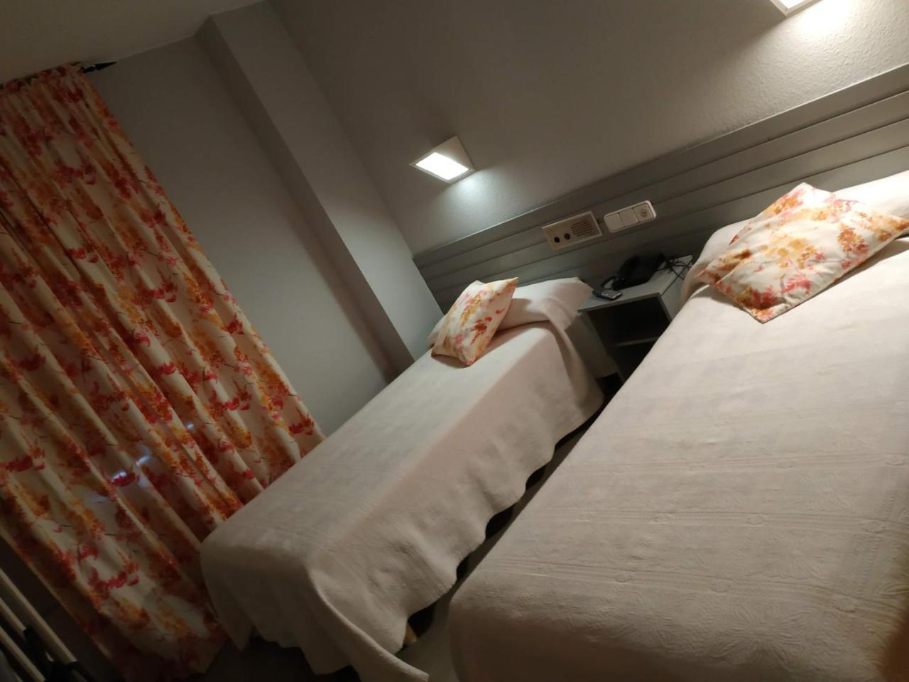 Hotel Fidalgo كالاموتشه المظهر الخارجي الصورة