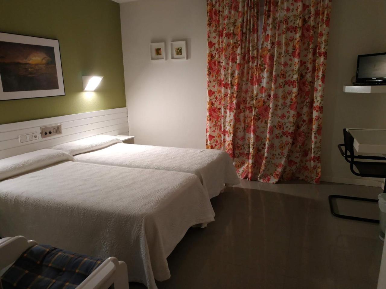 Hotel Fidalgo كالاموتشه المظهر الخارجي الصورة